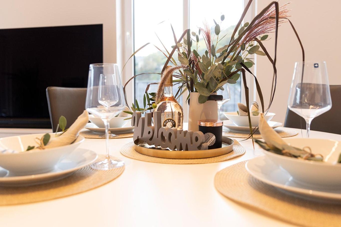 Neu Moselroyal Luxus 2-4 Pers Design Klima Apartment Трабен-Трарбах Екстериор снимка