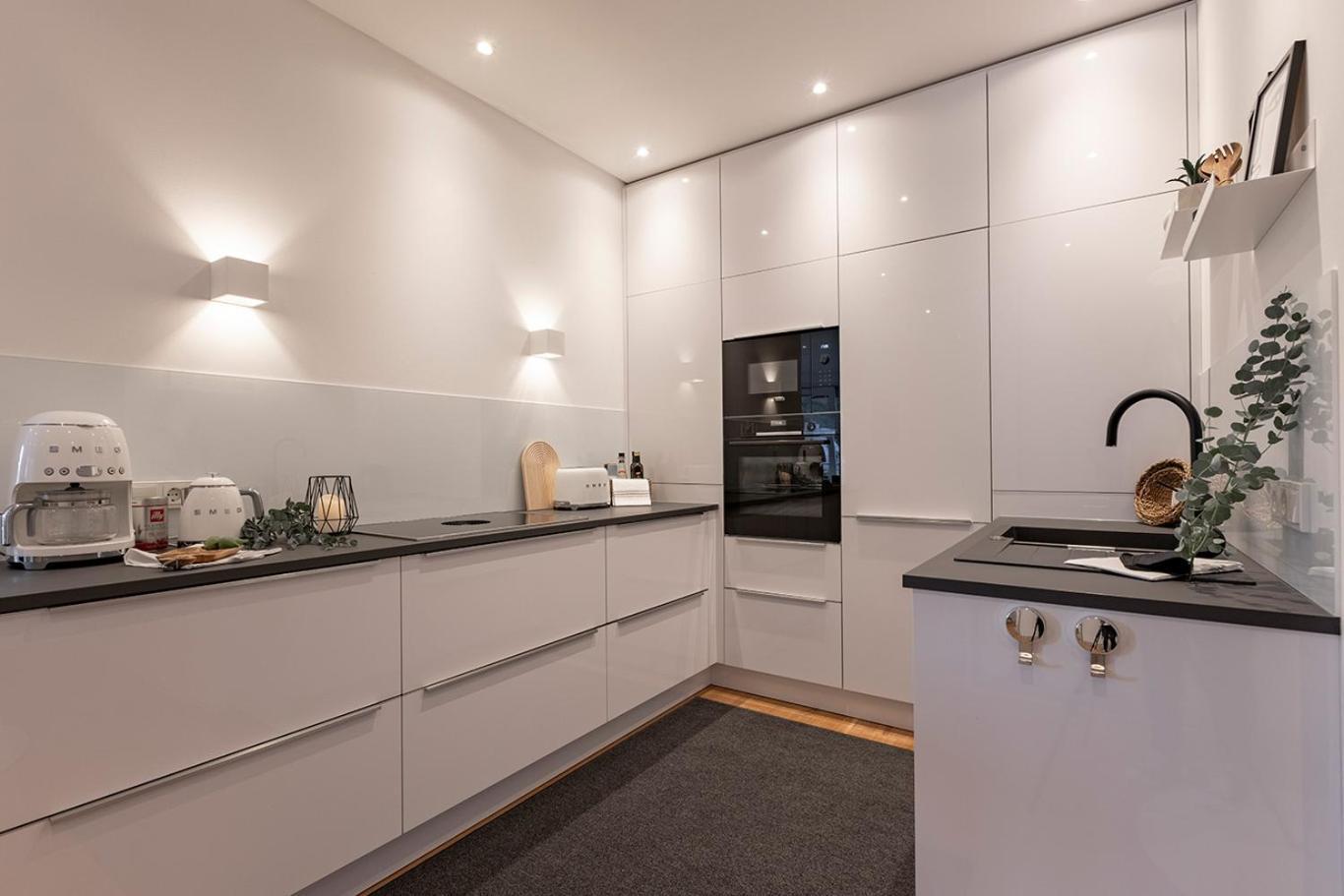 Neu Moselroyal Luxus 2-4 Pers Design Klima Apartment Трабен-Трарбах Екстериор снимка
